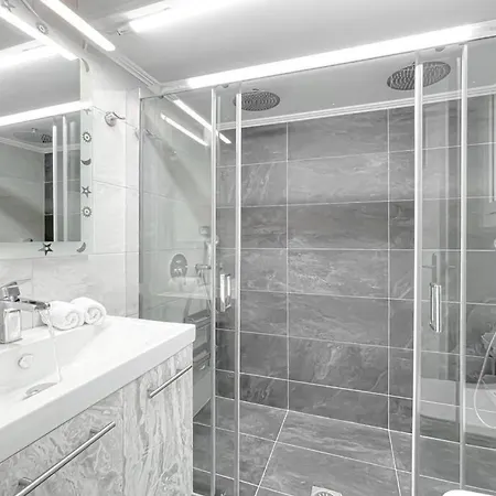 Apartment Amazing View 2br | Heart Of