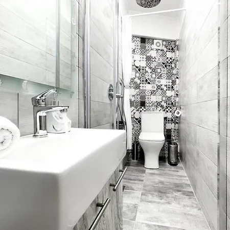 Amazing View 2br | Heart Of *